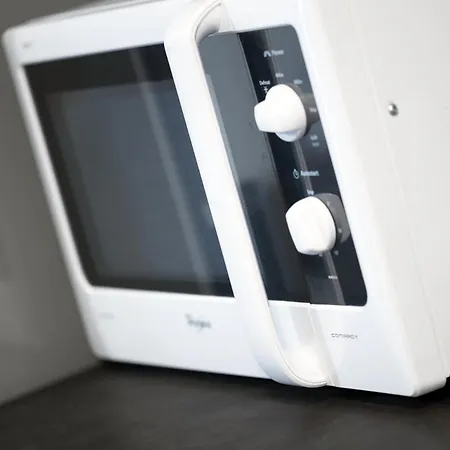 The Red House - & Business Verona