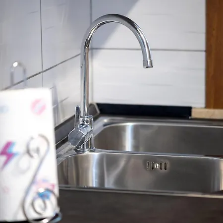 The Red House - & Business Verona