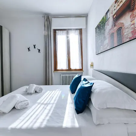 Appartamento The Red House - & Business Verona