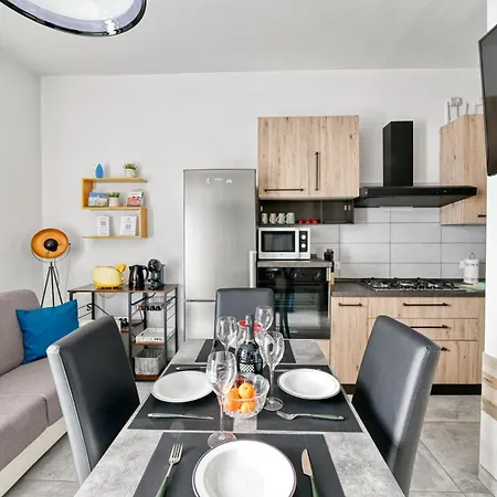 Appartamento The Red House - & Business