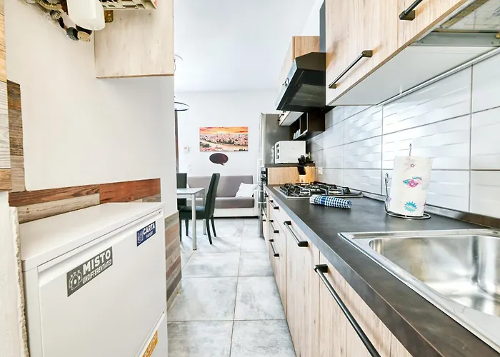 The Red House - & Business * Βερόνα