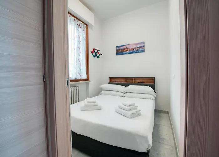 The Red House - & Business Διαμέρισμα