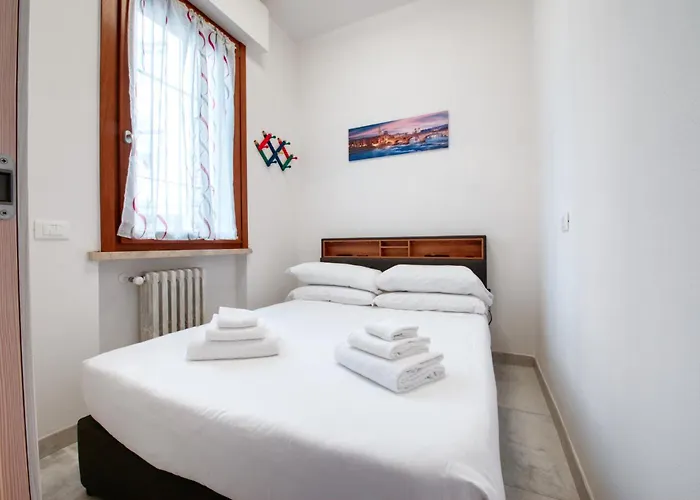 The Red House - & Business Βερόνα