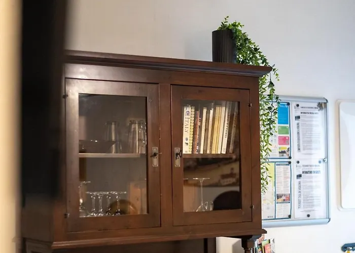 The Red House - & Business Βερόνα